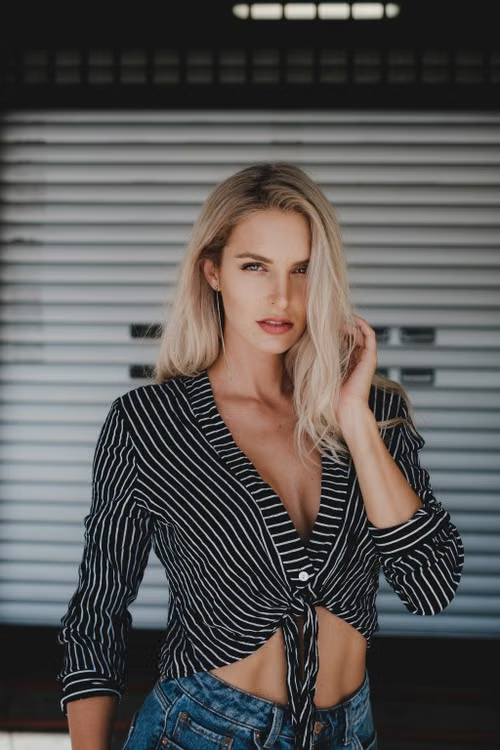 Mia